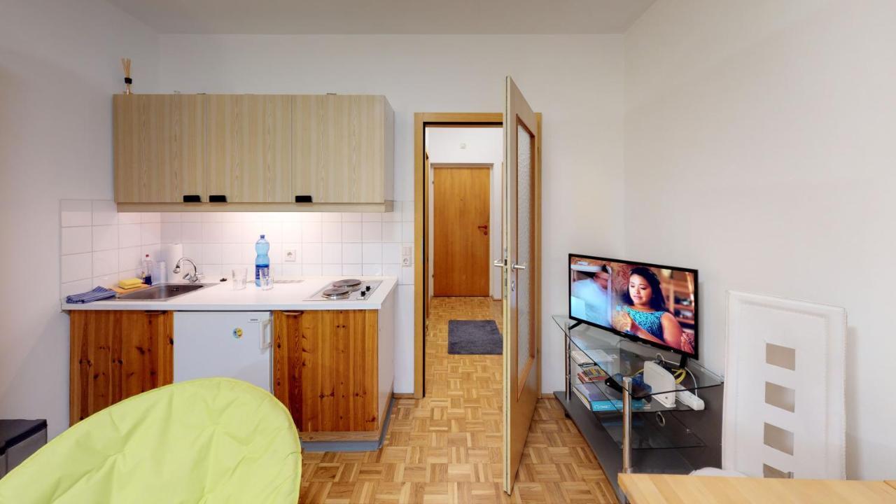 Vintage Garconiere Mit Balkon - 25 M2 Apartment กมุนเดน ภายนอก รูปภาพ